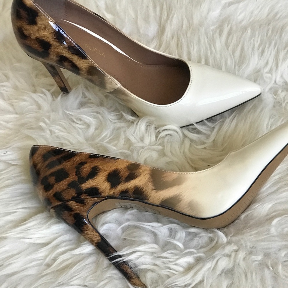 Leopard pumps